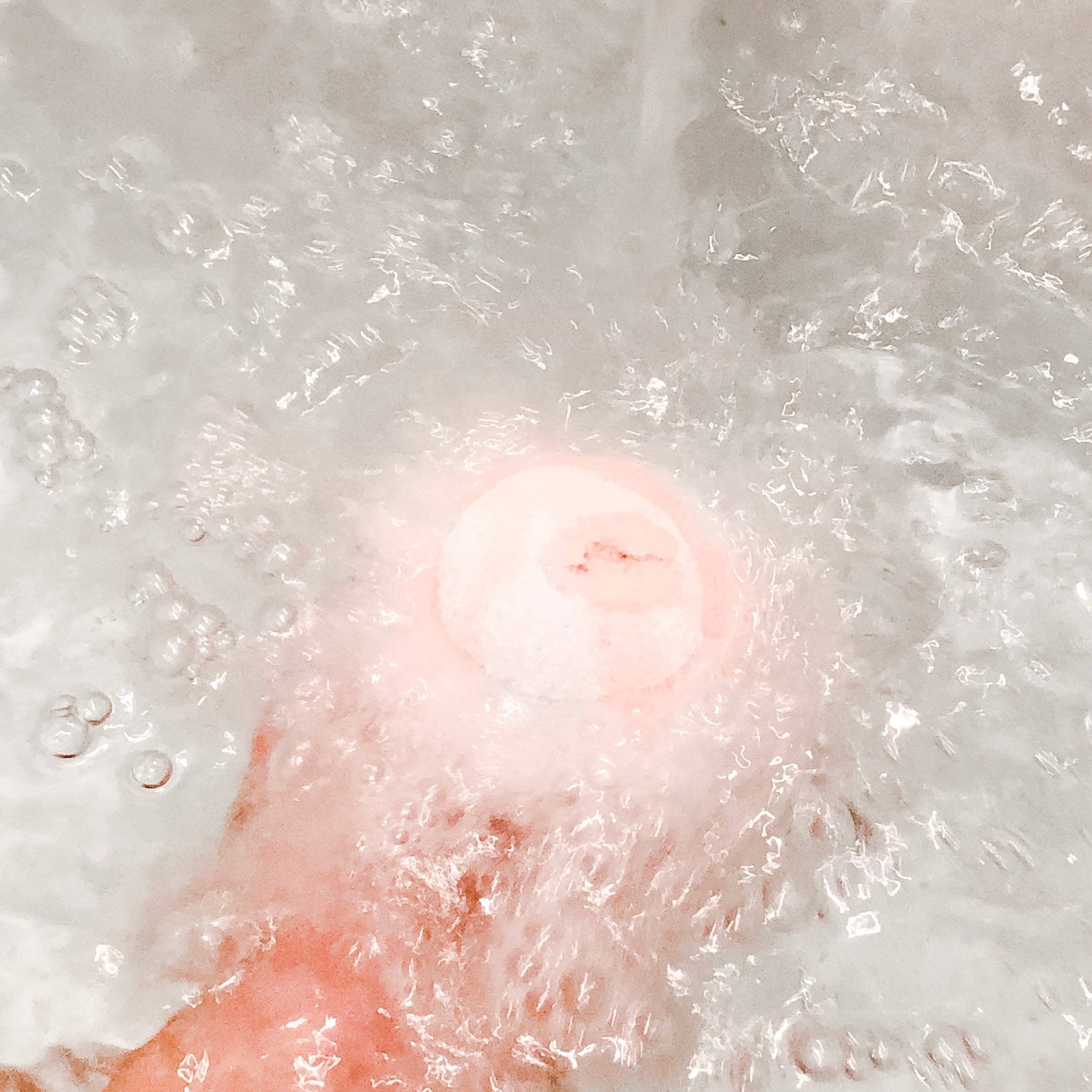 Canadian Balsam Fir + Lavender Bath Bomb
